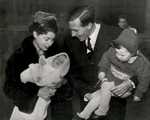 Bannister with wife Moyra, son Clive and daughter Carol in 1959