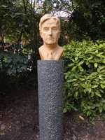 Bust of Vaughan Williams by Marcus Cornish in Chelsea Embankment Gardens