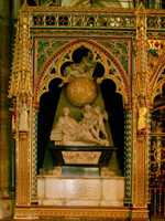 Isaac Newton's tomb in Westminster Abbey