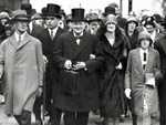 Churchill with his wife Clementine on budget day in 1929