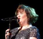 Boyle performing during her first concert tour, Susan Boyle in Concert, 2013 (© Wasforgas, CC BY-SA 3.0)