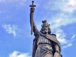 A statue of Alfred the Great in Winchester
