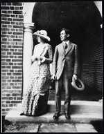 Engagement photograph, Virginia and Leonard Woolf, 23 July 1912, a month before their wedding. Photograph taken at Dalingridge Place, the Sussex home of Virginia’s half-brother, George Duckworth